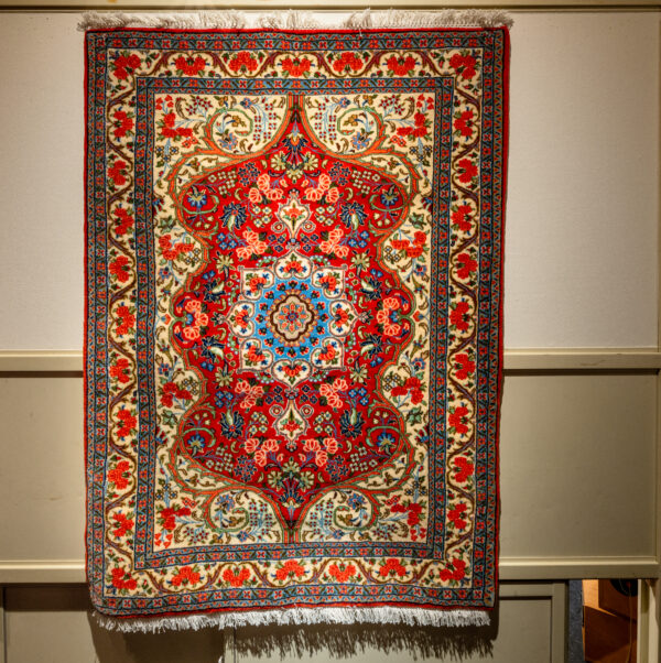 ペルシャ絨毯 BIJAR